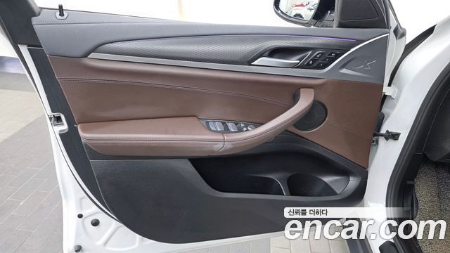 BMW X4 2021 — photo 14