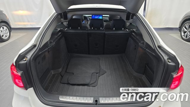 BMW Gran Turismo 2021 — photo 26
