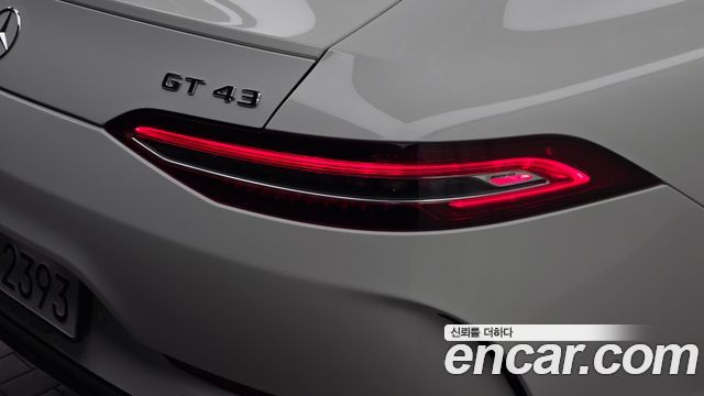 Mercedes-Benz AMG GT 2022 — photo 9