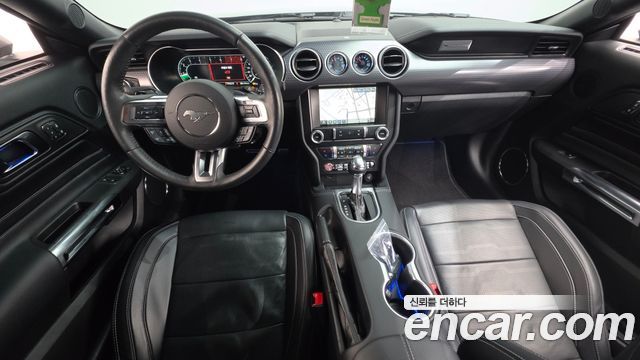 Ford Mustang 2019 — photo 10