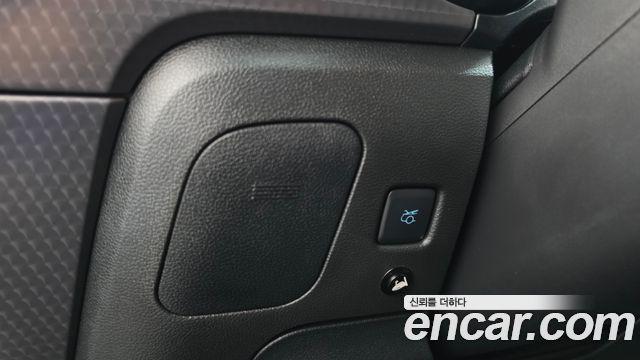 Ford Mustang 2019 — photo 27