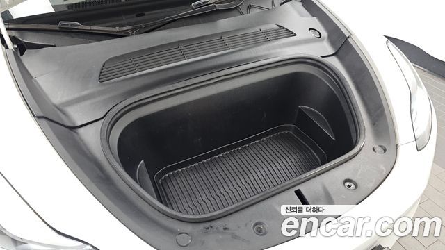 Tesla Model Y 2023 — photo 6