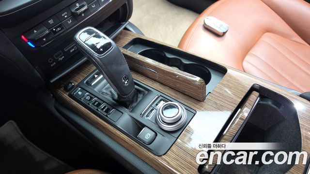 Maserati Ghibli 2019 — photo 12