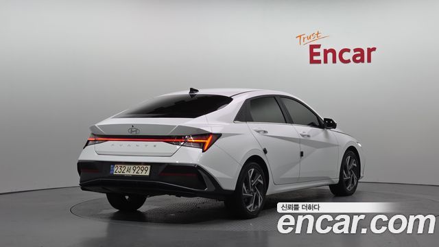Hyundai AVANTE 2024 — photo 2