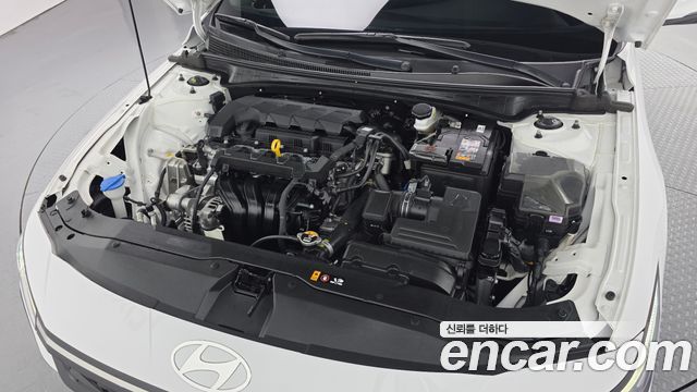 Hyundai AVANTE 2024 — photo 6