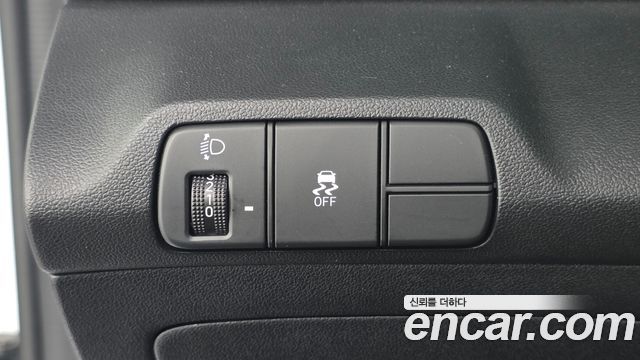 Hyundai AVANTE 2024 — photo 26