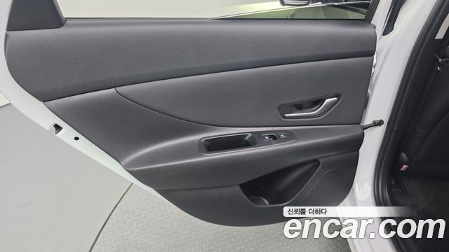 Hyundai AVANTE 2024 — photo 15
