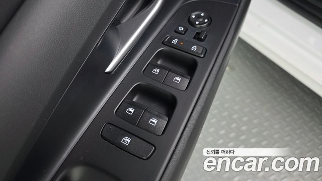 Hyundai AVANTE 2024 — photo 28