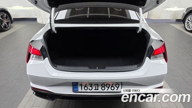 Hyundai AVANTE 2022 — photo 26