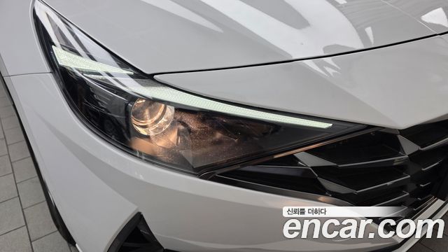 Hyundai AVANTE 2022 — photo 8