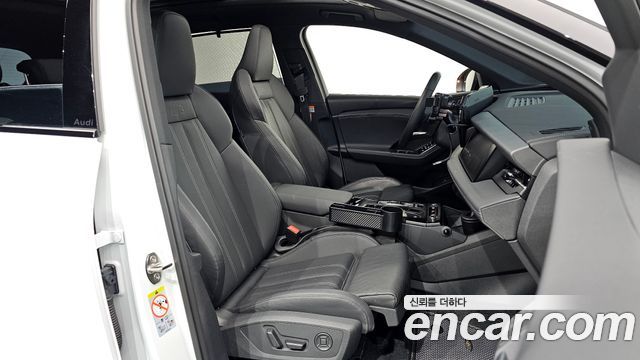 Audi Q6 e-tron 2025 — photo 17