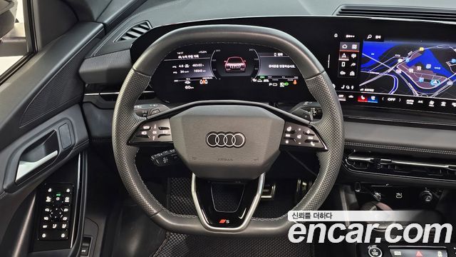 Audi Q6 e-tron 2025 — photo 19