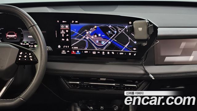 Audi Q6 e-tron 2025 — photo 20