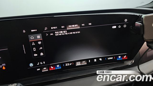 Audi Q6 e-tron 2025 — photo 22