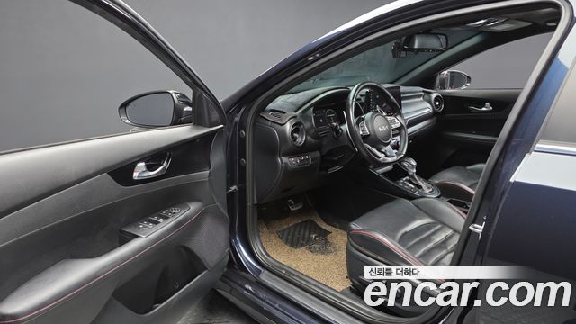 Kia K3 2022 — photo 13