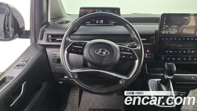 Hyundai Staria 2023 — photo 19