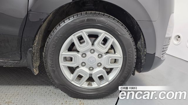 Hyundai Staria 2023 — photo 7