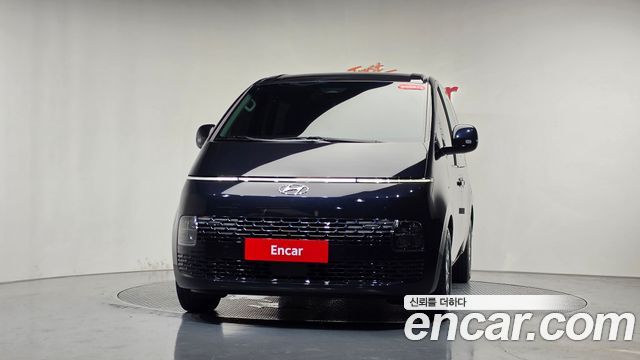Hyundai Staria 2024 — photo 3