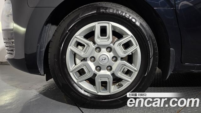 Hyundai Staria 2024 — photo 5