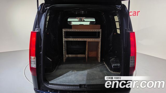 Hyundai Staria 2024 — photo 23