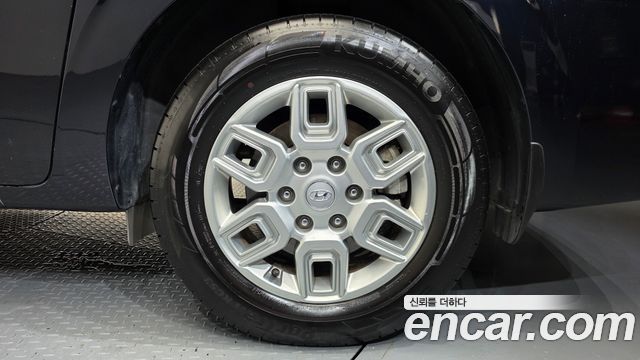 Hyundai Staria 2024 — photo 7