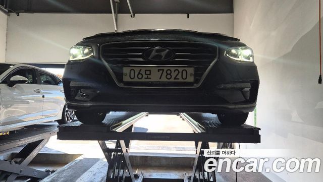 Hyundai Grandeur 2019 — photo 1