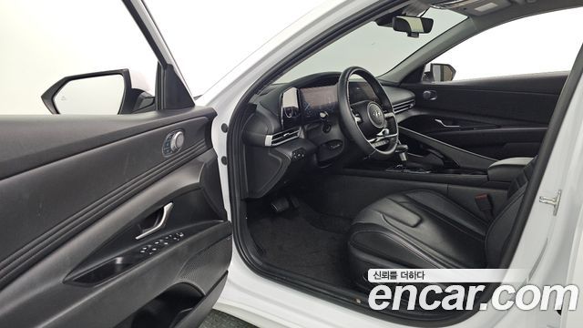 Hyundai AVANTE 2023 — photo 10