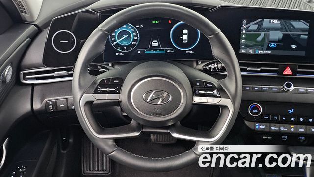 Hyundai AVANTE 2023 — photo 13