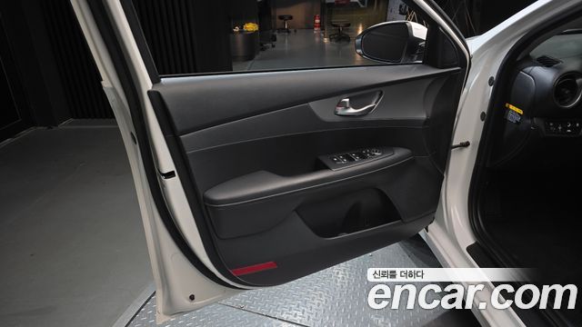 Kia K3 2020 — photo 14