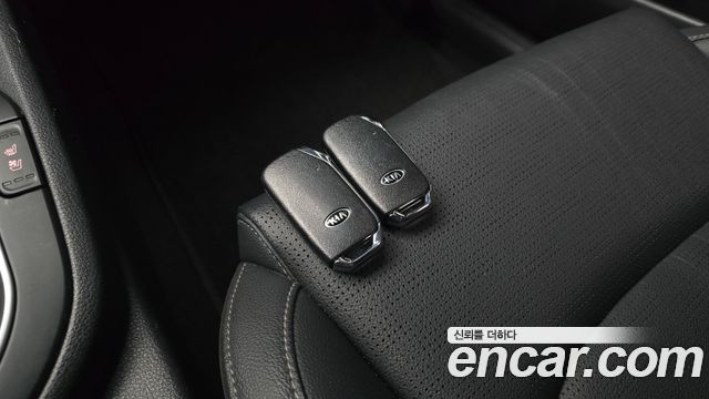 Kia K3 2020 — photo 28