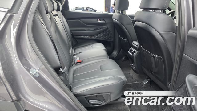 Hyundai Santafe 2021 — photo 12
