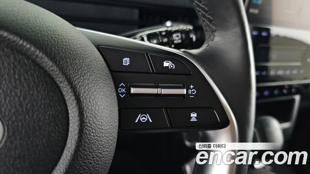 Hyundai Staria 2025 — photo 28
