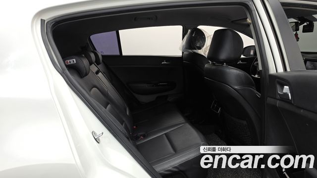 Kia Sportage 2017 — photo 17