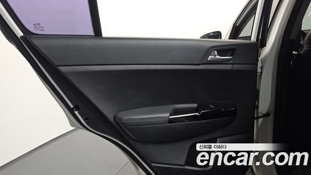 Kia Sportage 2017 — photo 15