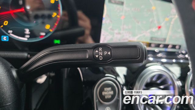 Mercedes-Benz GLA-Class 2021 — photo 12