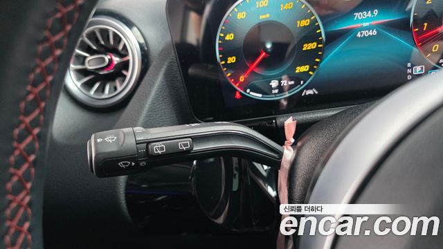 Mercedes-Benz GLA-Class 2021 — photo 21