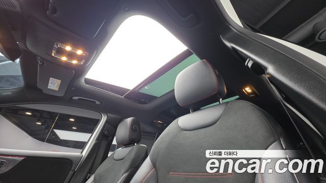 Mercedes-Benz GLA-Class 2021 — photo 25
