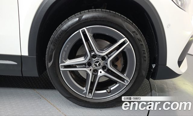Mercedes-Benz GLA-Class 2021 — photo 7