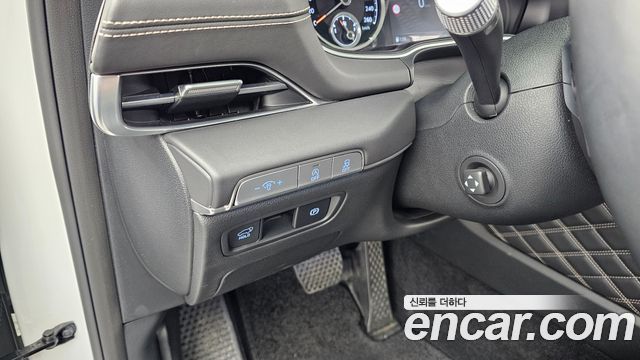 Genesis GV80 2022 — photo 22