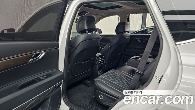 Genesis GV80 2022 — photo 16