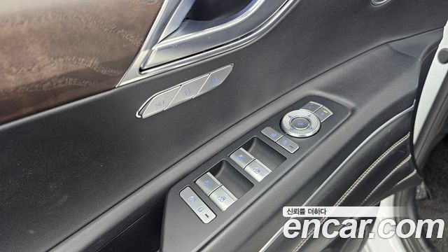 Genesis GV80 2022 — photo 28
