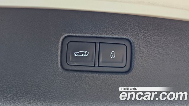 Genesis GV80 2022 — photo 31