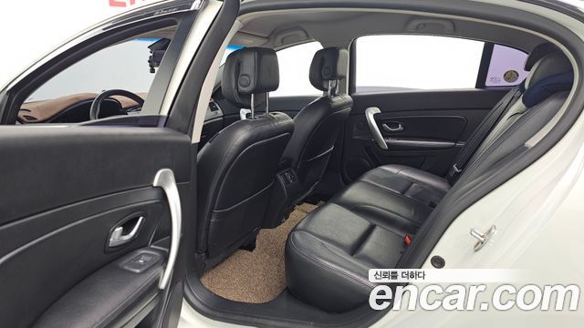 Renault Korea SM5  2011 — photo 12