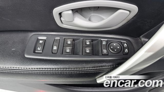 Renault Korea SM5  2011 — photo 16