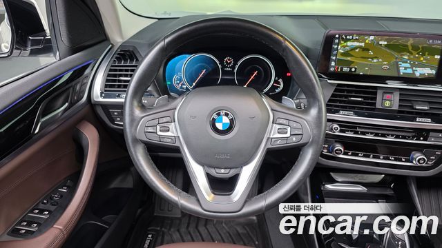 BMW X3 2018 — photo 19
