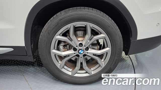 BMW X3 2018 — photo 7