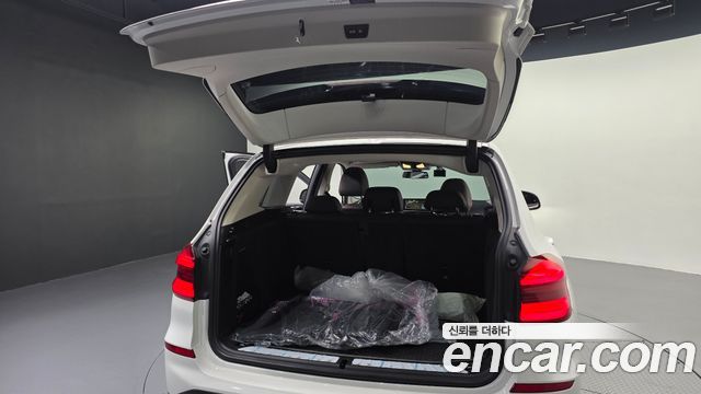 BMW X3 2018 — photo 33