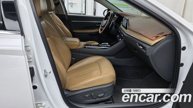 Hyundai Sonata 2020 — photo 11