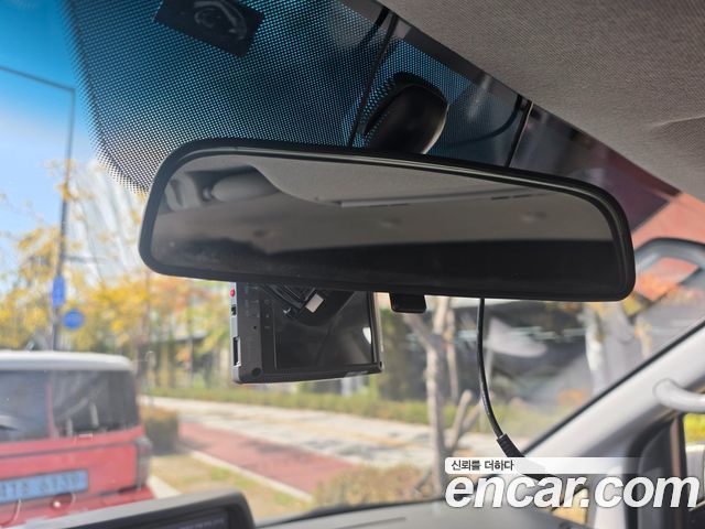 Hyundai Starex 2021 — photo 19