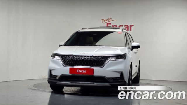 Kia Canival 2023 — photo 3